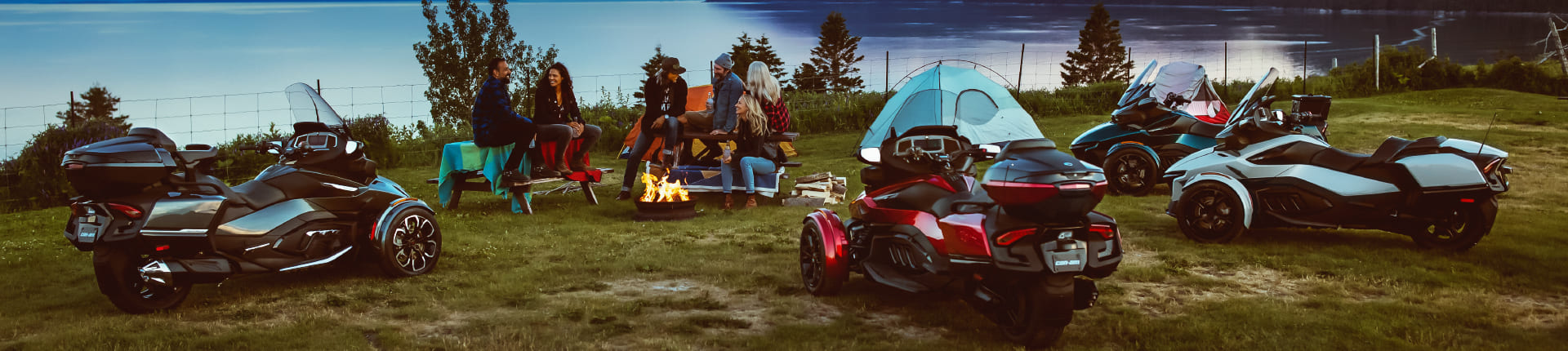 People getting ready to ride Spyder/Ryker vehicles